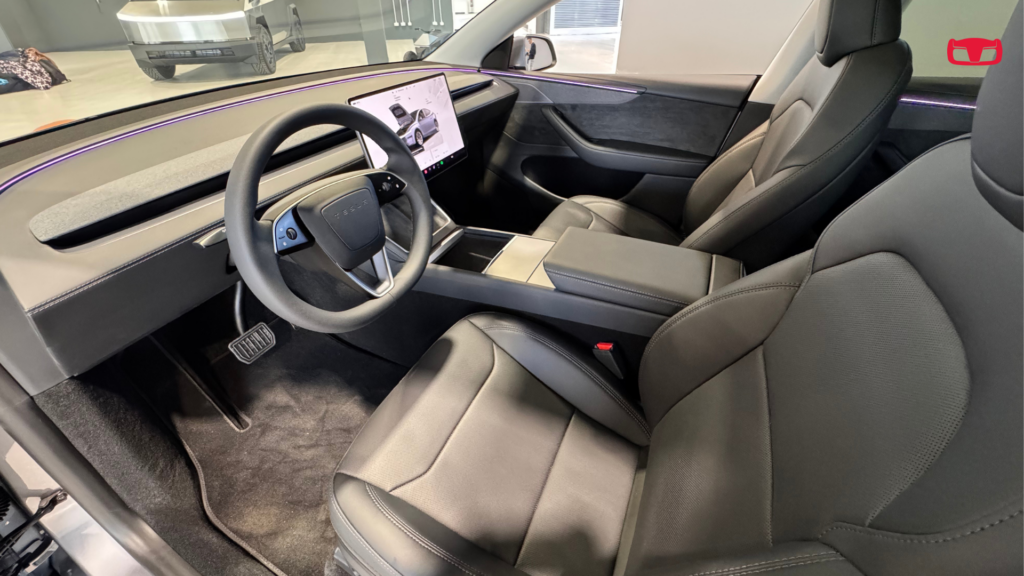 Nuova Tesla Model Y 2025 Juniper Vittuone - interni