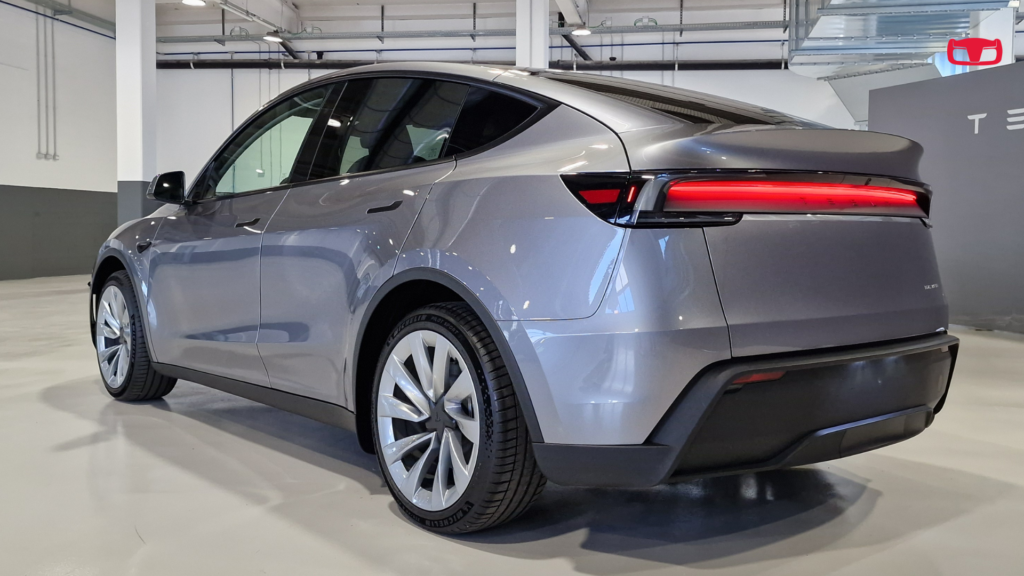 Nuova Tesla Model Y 2025 Juniper Vittuone - posteriore