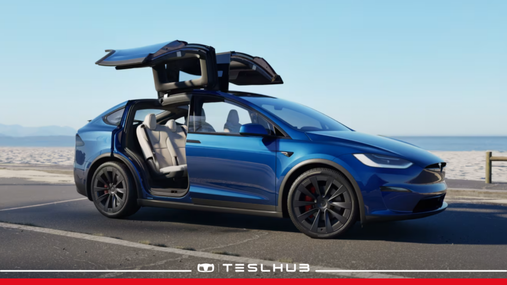 Tesla Model X SUV elettrico recensione