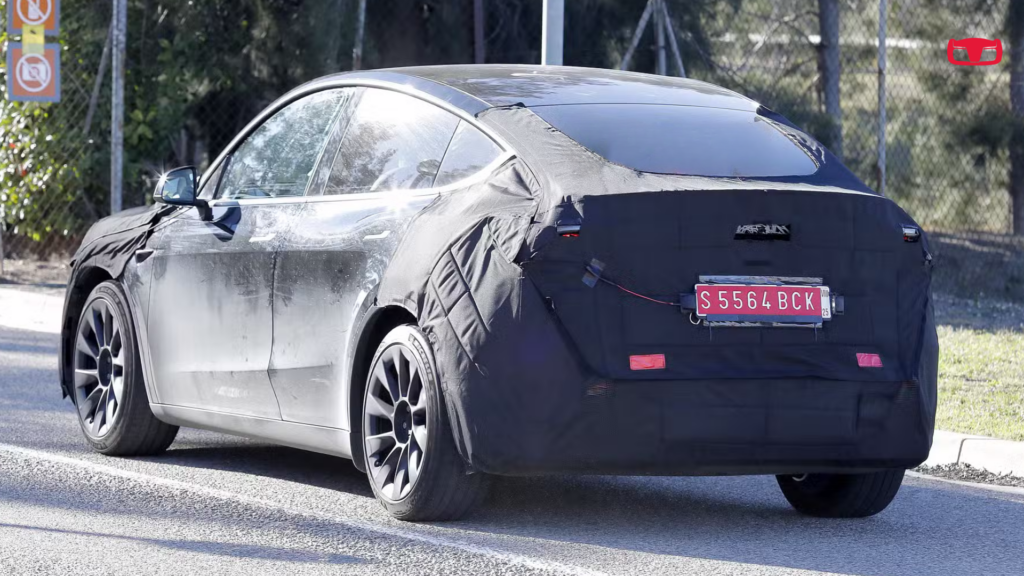 Model Y Juniper posteriore
