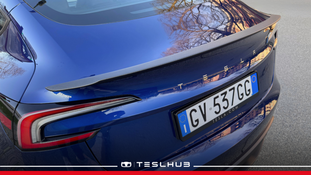 Spoiler Tesla Model 3 in carbonio