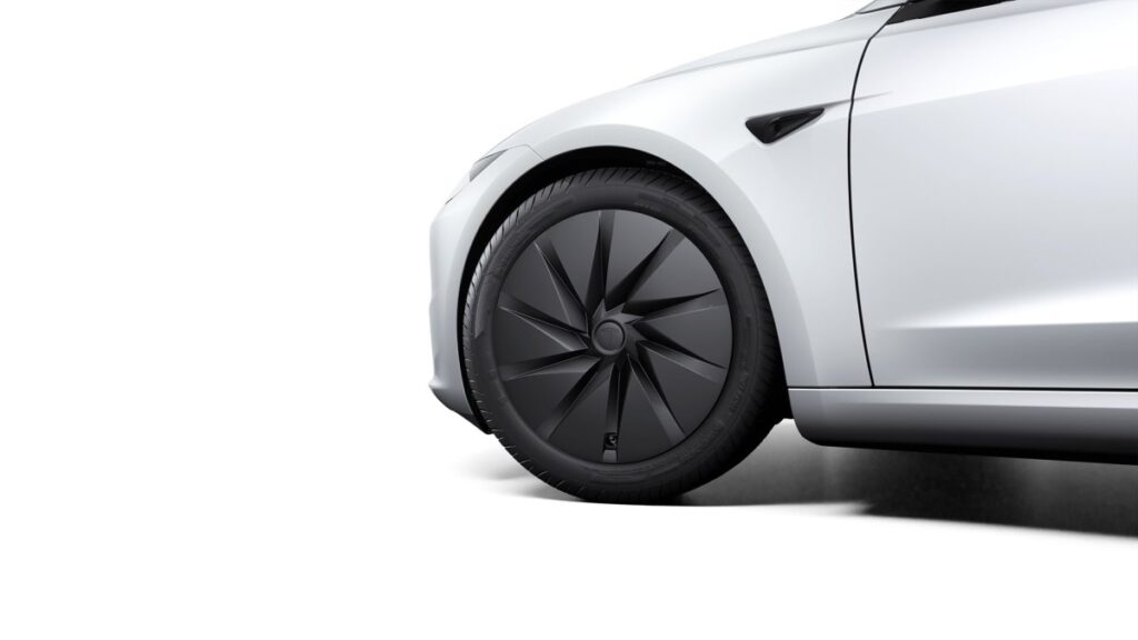Model 3 standard
