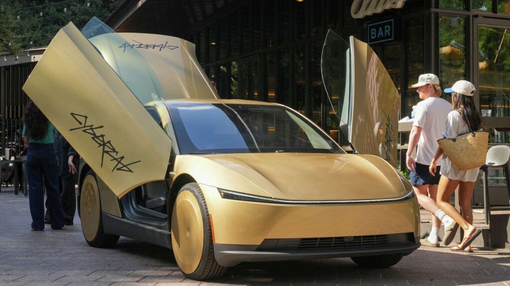 evento Cybercab robotaxi