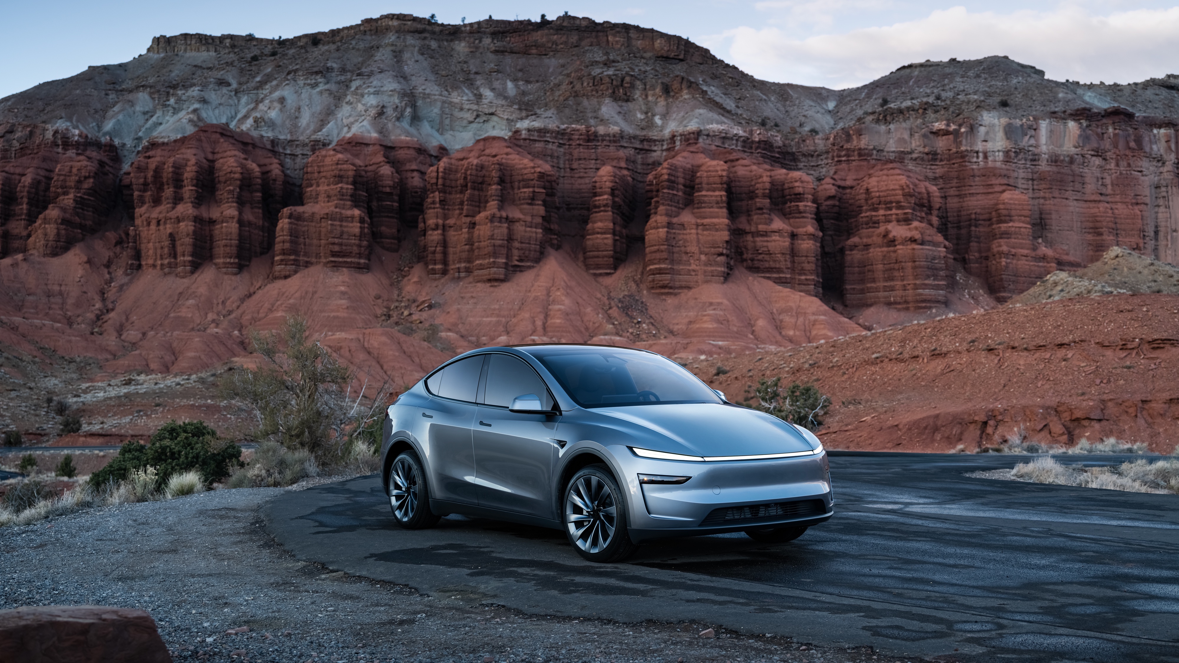 Model Y Premium nella foto ufficiale Tesla del 15 agosto 2026